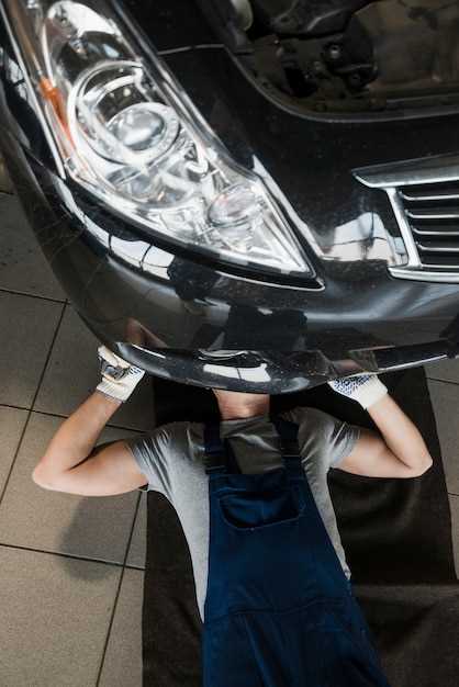 Подготовка к замене противотуманки на Opel Vivaro