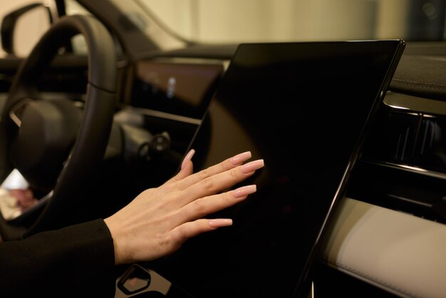 Подключение и настройка системы Bluetooth